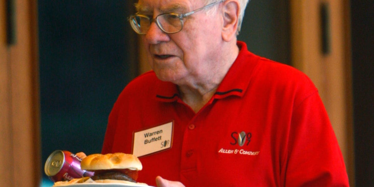 Warren Buffett a plaisanté en disant qu'il « dînerait pour Thanksgiving chez McDonald's » si le gouvernement américain ne renflouait pas les banques en 2008.