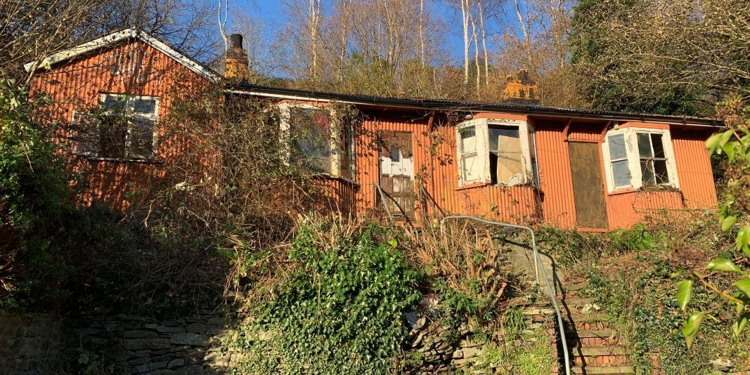 2 maisons abandonnées au prix de 65 cents chacune vendues pour plus de 50 000 $