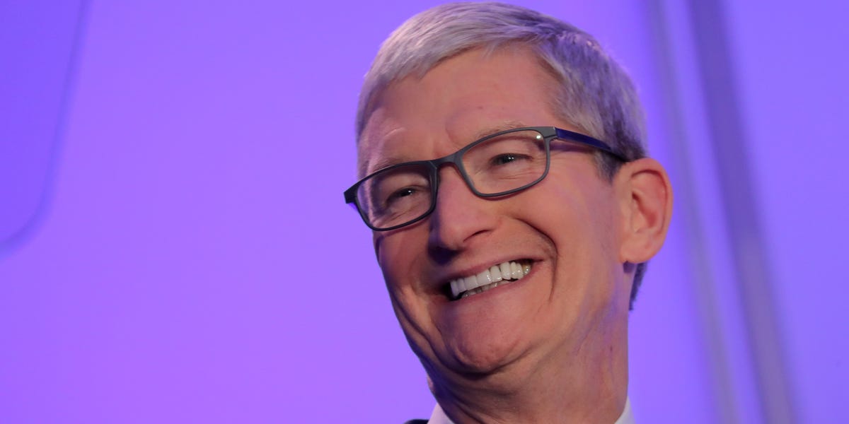 Apple est en passe de devenir la première entreprise à générer 4 000 milliards de dollars d'ici fin 2024, selon Wedbush.
