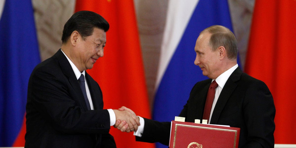 La Chine et la Russie ont presque complètement abandonné le dollar américain dans leurs échanges bilatéraux alors que les efforts en faveur de la dédollarisation s’intensifient.