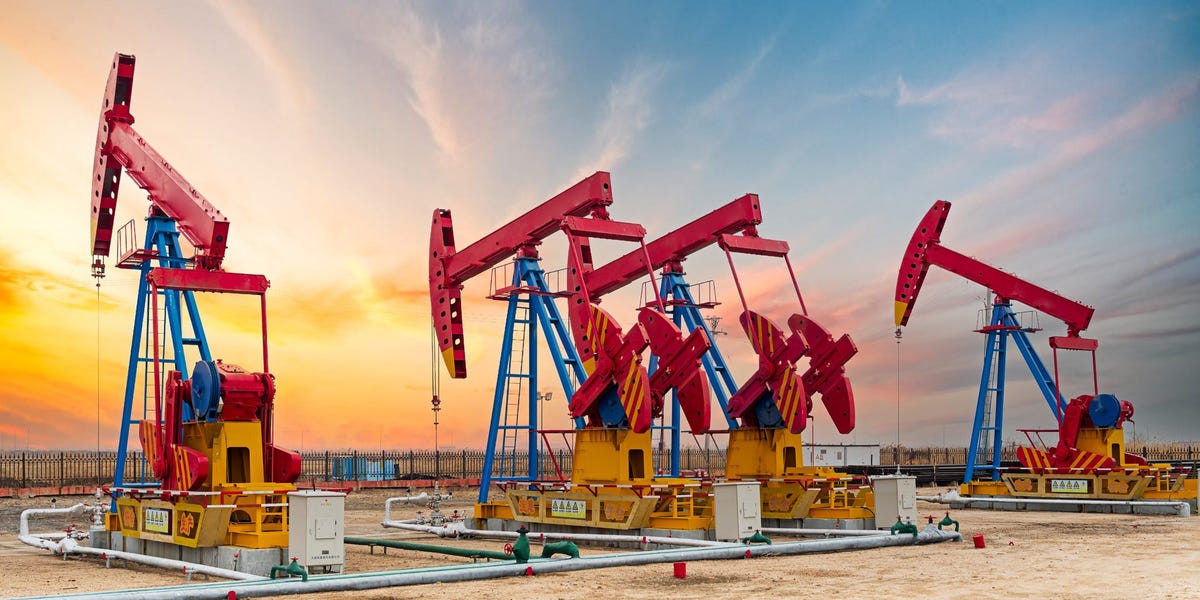 Les États-Unis produisent actuellement plus de pétrole « que n’importe quel autre pays de l’histoire », selon S&P Global