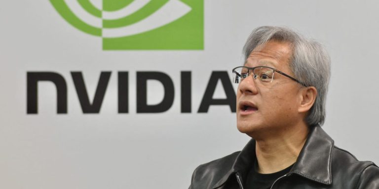 L'action Nvidia a un potentiel de hausse de 258 % car son « fossé impénétrable » la propulsera à une valorisation de 10 000 milliards de dollars d'ici 2030, selon un analyste technologique.