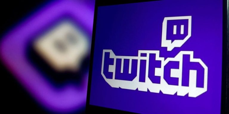 Twitch revient sur les nouvelles règles autorisant la « nudité artistique » après seulement 2 jours en raison de préoccupations concernant les deepfakes créés par l’IA