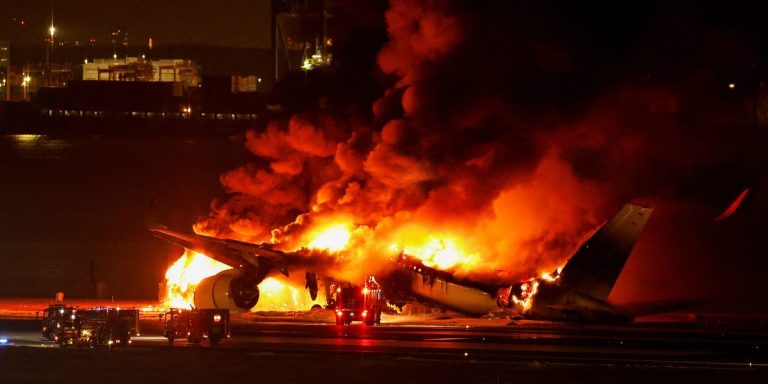 Alors que toutes les personnes à bord ont survécu, les animaux de compagnie de deux passagers ont été tués dans l’incendie dévastateur de Japan Airlines.