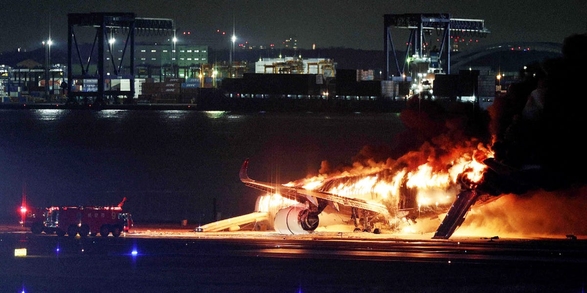 Ce que l'on sait du crash de l'avion de Japan Airlines