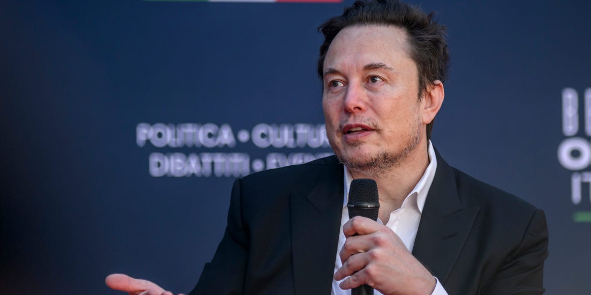 La place de Tesla dans les « Magnificent Seven » est menacée alors que le fabricant de véhicules électriques d'Elon Musk perd 90 milliards de dollars de valorisation au cours d'un début d'année 2024 difficile.