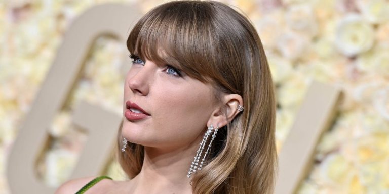 Les fans de Taylor Swift sont furieux des fausses images graphiques d’IA de la superstar de la pop partagées sur X