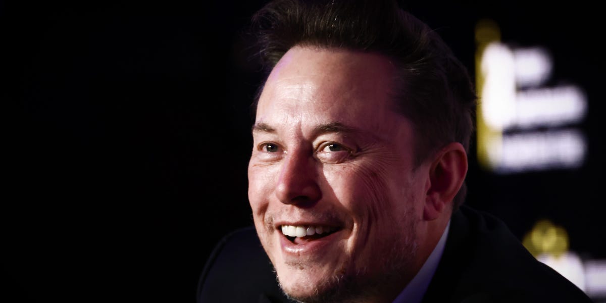 Le patron d'un restaurant de plats à emporter appelé Tesla Chicken & Pizza perd son litige de marque contre la société de véhicules électriques d'Elon Musk