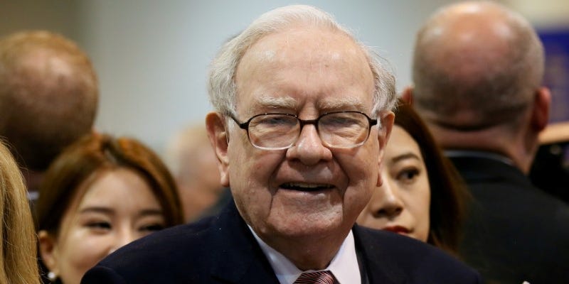 Les actions de catégorie A de Berkshire Hathaway dépassent les 600 000 dollars pour la première fois alors que le conglomérat de Warren Buffett se rapproche du cap des 1 000 milliards de dollars.