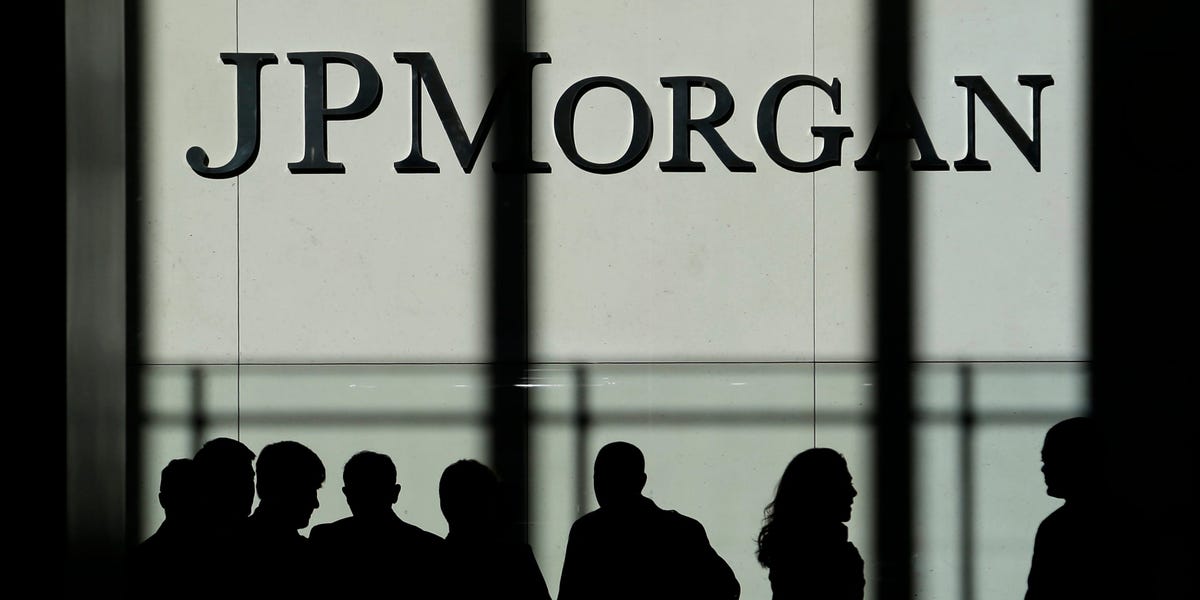 Pourquoi le pupitre de négociation de JPMorgan vient de changer de cap et est devenu optimiste sur les actions