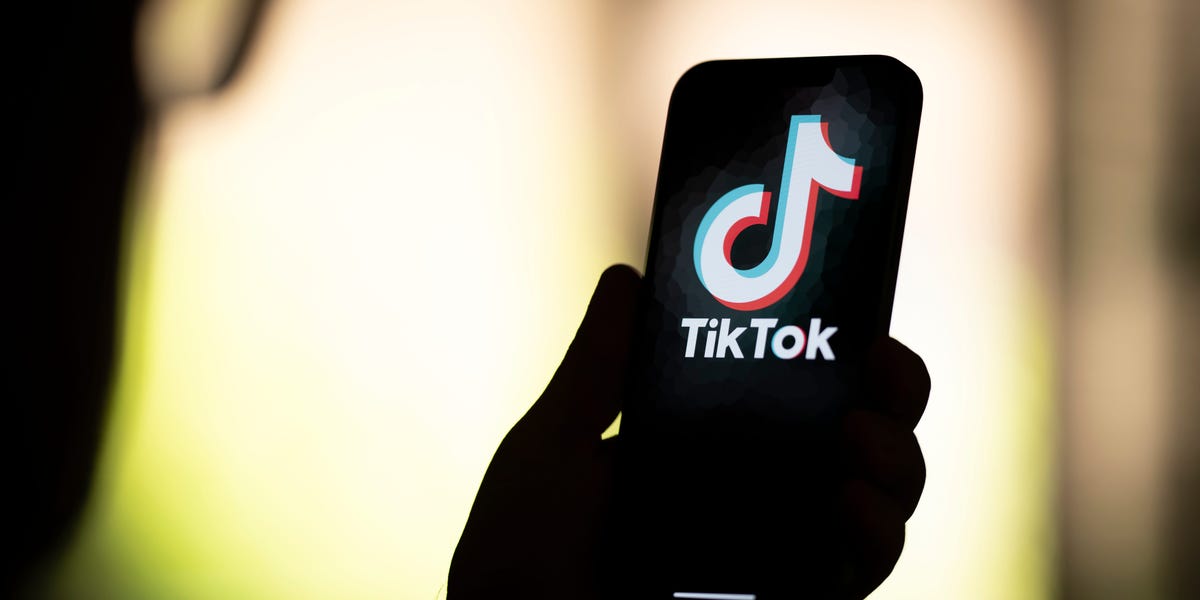 Une ancienne dirigeante de TikTok affirme avoir été licenciée parce qu'elle "manquait de la docilité et de la douceur" requises des femmes dans l'entreprise
