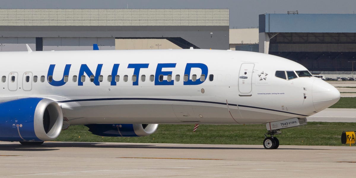United Airlines est « profondément déçue » par Boeing en raison des retards dans les livraisons de nouveaux avions, alors qu'un autre client majeur prévient qu'il doit « se ressaisir »