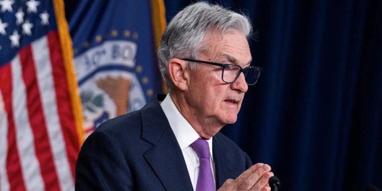 Bourse aujourd'hui : les contrats à terme grimpent et le Bitcoin vacille alors que les traders attendent les indices de Powell sur les taux d'intérêt