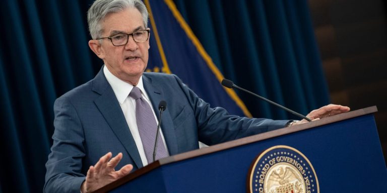 La folie de l'IA pourrait rendre difficile la réduction des taux d'intérêt par la Fed, selon un éminent économiste