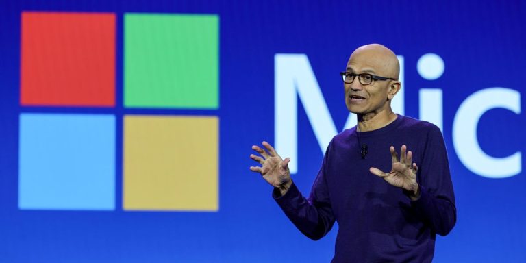 Les actions de Microsoft augmenteront encore de 18 % au cours de l'année prochaine alors que l'entreprise profite de l'élan de l'IA, selon Wedbush.