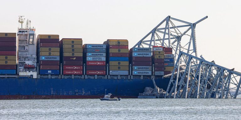 22 membres d'équipage indiens bloqués sur le navire qui s'est écrasé sur le pont de Baltimore pourraient être à bord pendant des semaines, selon un rapport