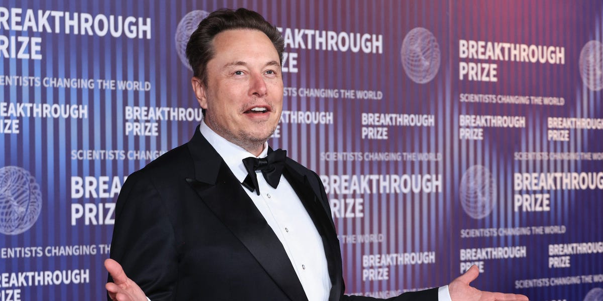 L'action Tesla bondit de 12 % suite au « coup de circuit » d'Elon Musk en Chine avec conduite entièrement autonome