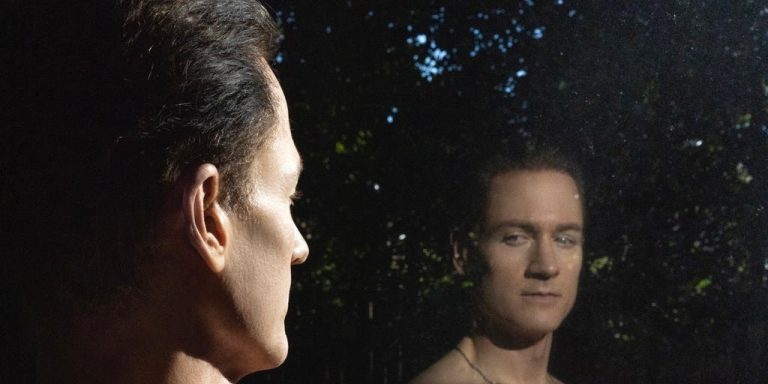 Le multimillionnaire anti-âge en quête d'immortalité a partagé des photos de sa transformation sauvage du visage