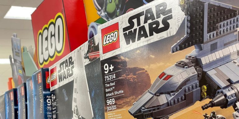 Lego tire beaucoup d'argent de sa base de fans adultes, doublant ses revenus au cours de la dernière décennie