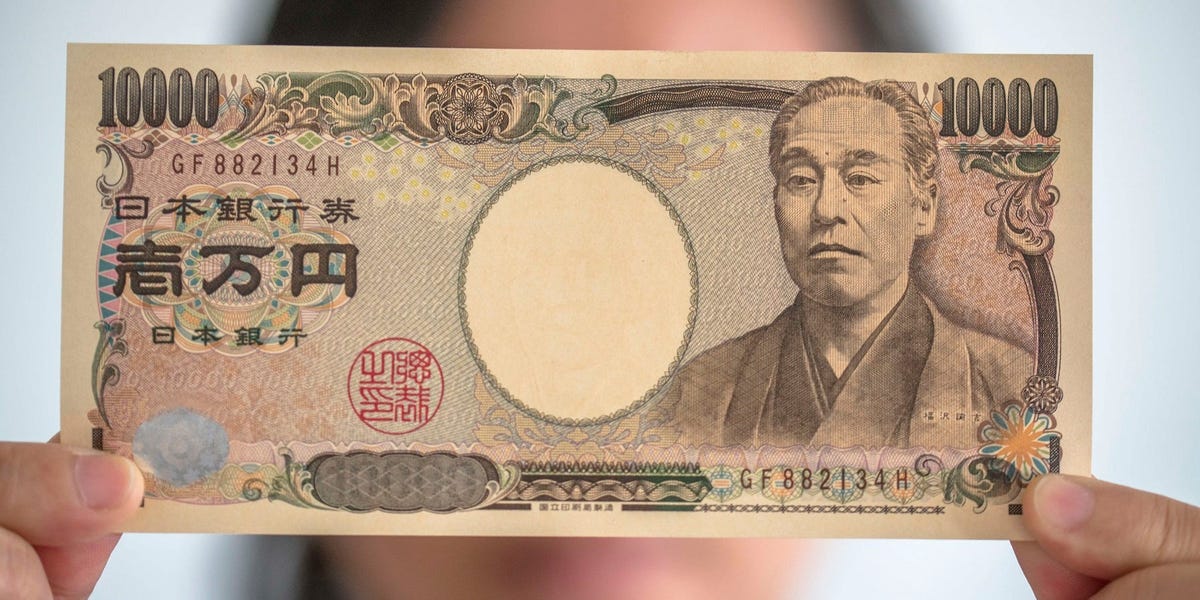 Le Japon vient de dépenser des milliards pour stimuler le yen en difficulté – et les États-Unis pourraient également s’impliquer