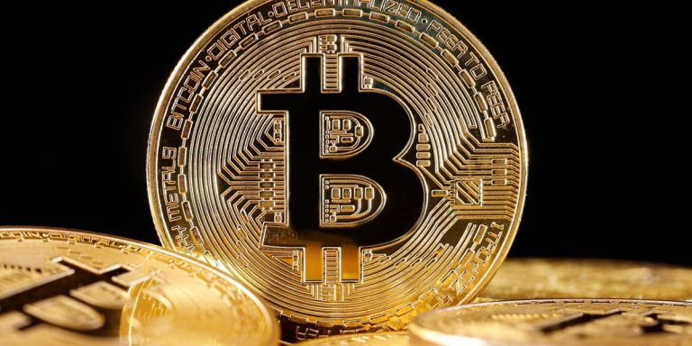 La chute du Bitcoin sous la barre des 58 000 dollars pourrait marquer une correction plus importante à venir, selon un analyste