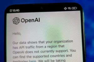 Les poursuites pour atteinte aux droits d’auteur contre OpenAI s’accumulent alors que l’entreprise technologique cherche des données pour former son IA