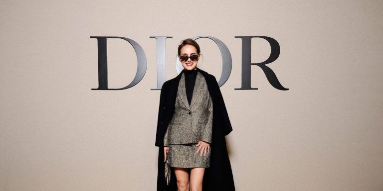 Nous savons maintenant combien coûte la fabrication d’un sac Dior à 2 800 $