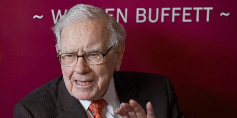 Warren Buffett a déclaré qu’il placerait sa fortune de 130 milliards de dollars dans une fondation caritative gérée par ses enfants après sa mort.